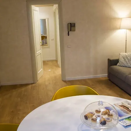 Appartement Lella's Como